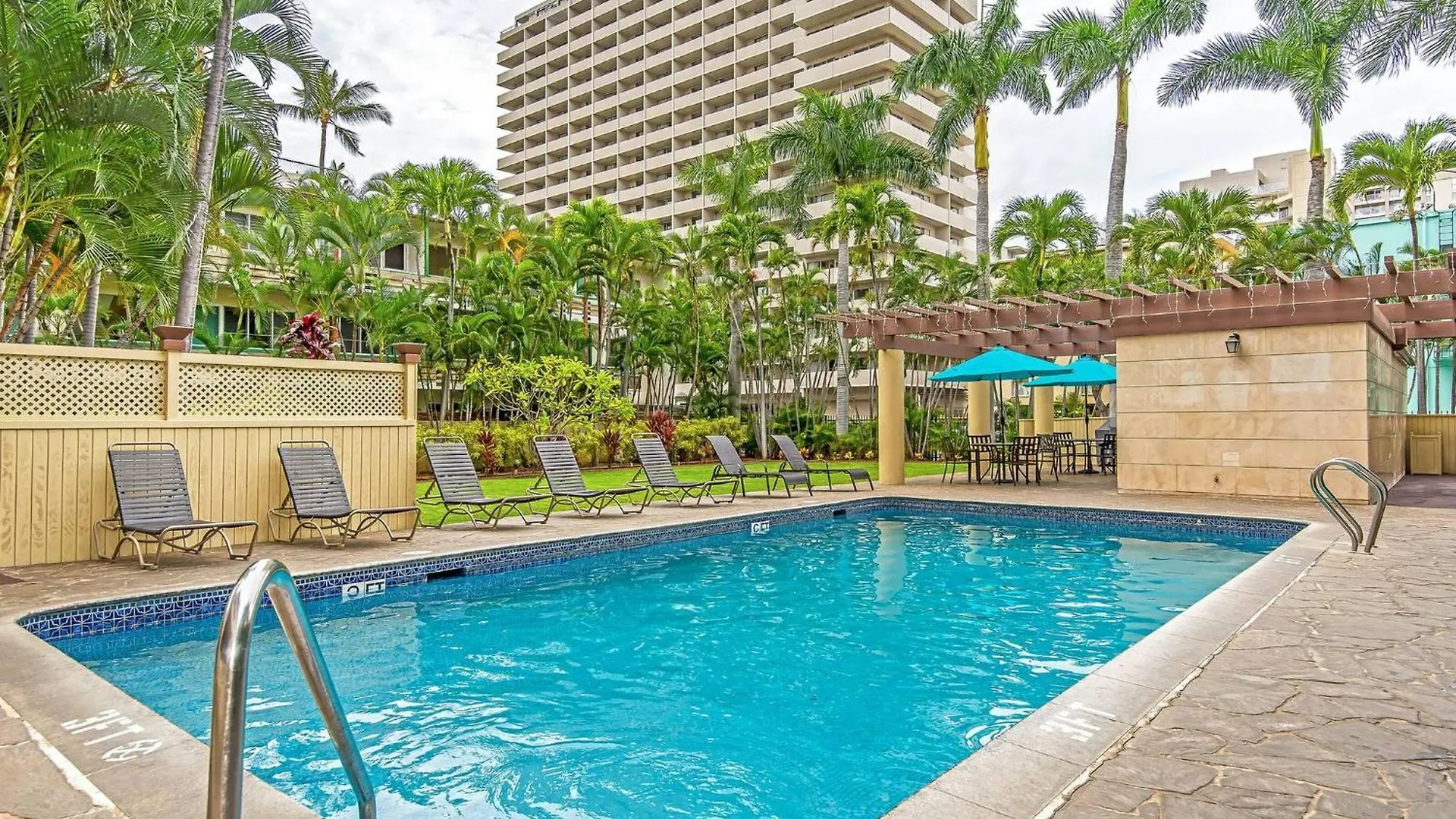 Appartamento Honu Hale Penthouse 2 Bdr Ocean View Waikiki Honolulu